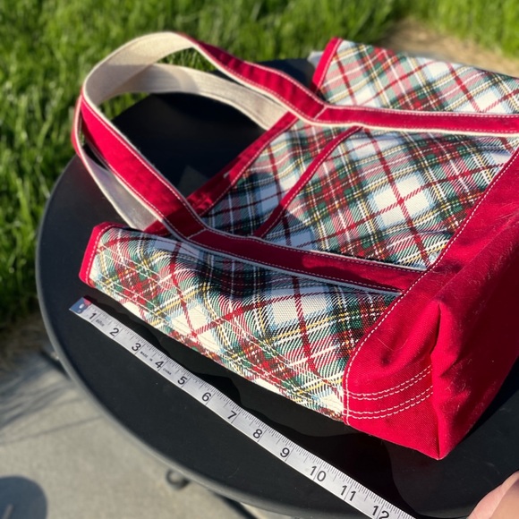 Adorable red, cream, and green Lands End large tote - Picture 10 of 11